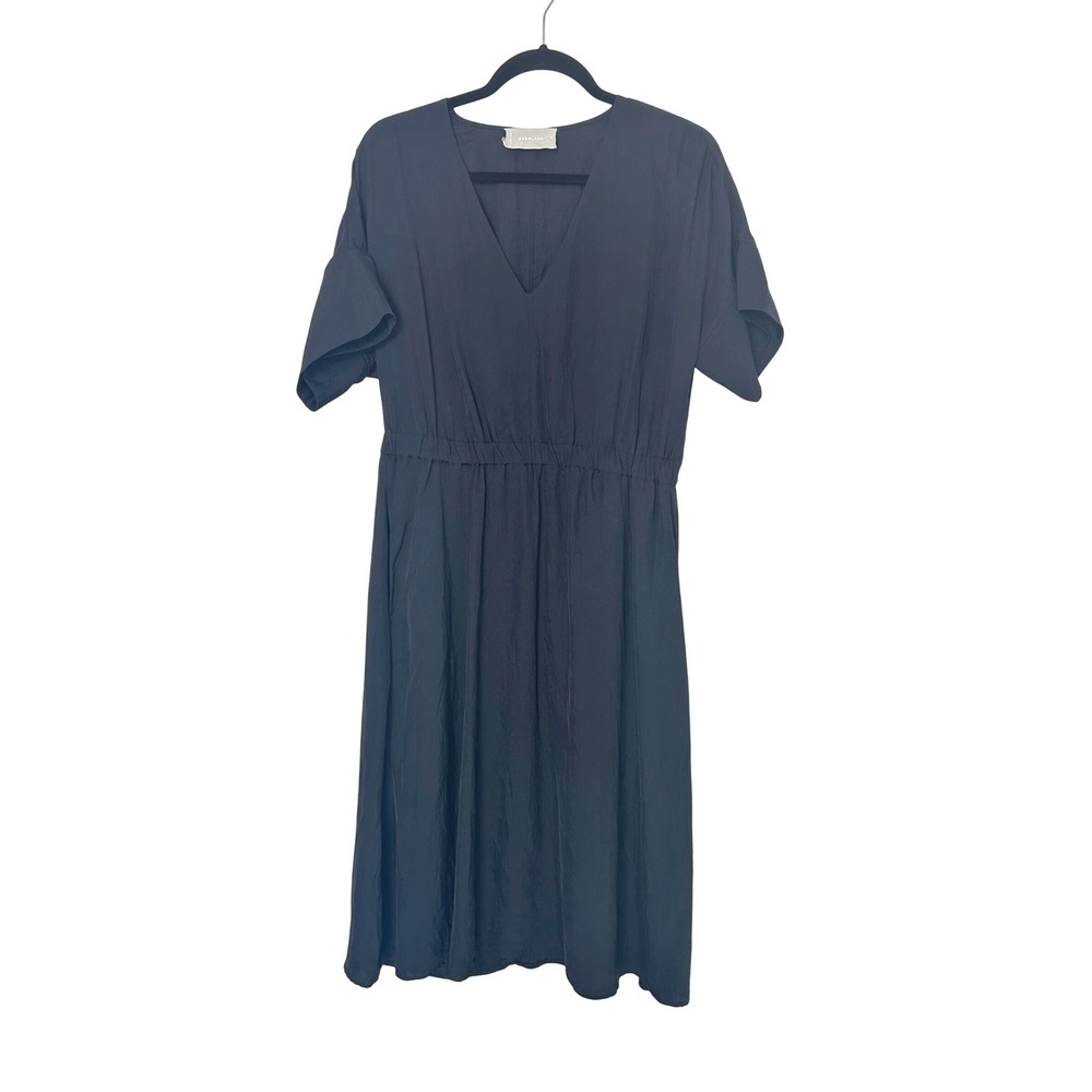 Everlane Dress Size 12 Black Blue 100% triacetate Short Sleeve V-Neck Midi Dress